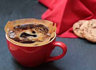 Jak często zmieniać filtr w odkurzaczu Bezworkowym?