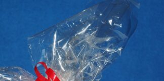 Jak ograniczyć trzaskanie drzwiami?